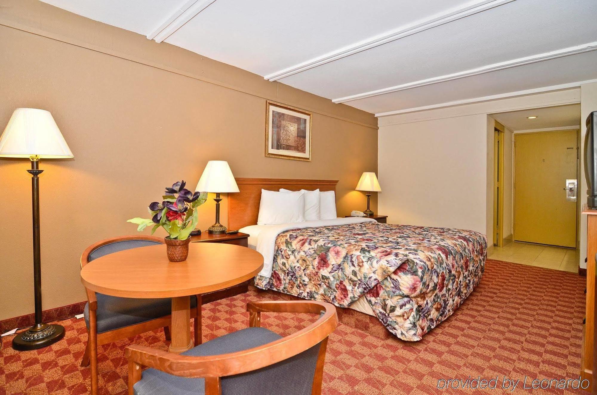 Spanish Trace Inn Athens Habitación foto